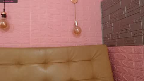 Emma online show from January 13, 6:49 pm