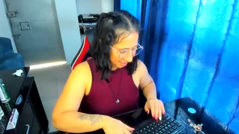 Emma online show from March 4, 7:54 pm