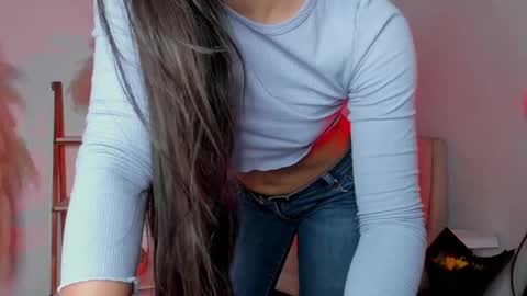 Snapshot of _emma_m chatting on October 16, 9:16 pm emma morryson online show from October 16, 9:16 pm