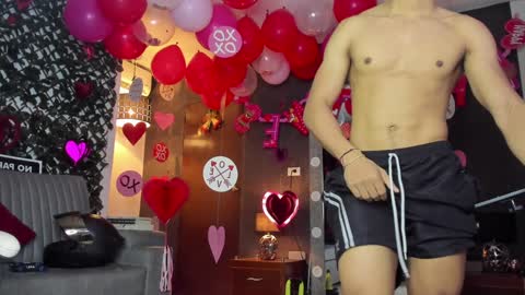  EUFRATES online show from February 8, 4:04 pm