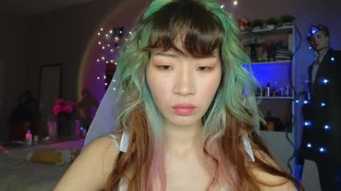 EveEva online show from November 4, 12:43 am