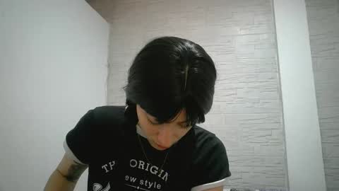 Snapshot of _genesid_dixton chatting on November 11, 7:25 pm Mia-foster online show from November 11, 7:25 pm