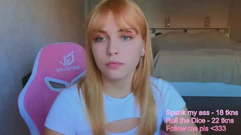 Snapshot of _gravity chatting on March 7, 2:56 pm _gravity online show from March 7, 2:56 pm