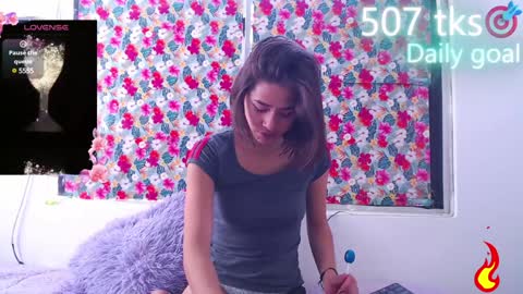 Snapshot of _gwen__ chatting on January 15, 12:58 pm Gwen online show from January 15, 12:58 pm