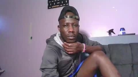 Snapshot of _hairlyboy chatting on November 8, 2:28 pm _hairlyboy online show from November 8, 2:28 pm