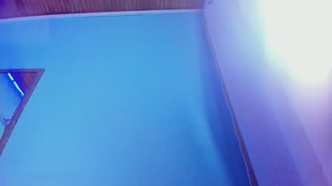 Snapshot of _hairybeard_ chatting on February 6, 12:26 pm Mathews online show from February 6, 12:26 pm