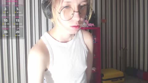 Hannaolotl online show from December 29, 8:55 am