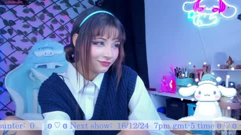 Snapshot of _heavenly_blue_ chatting on December 16, 5:27 am Bluey online show from December 16, 5:27 am