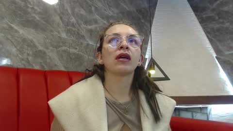 Isa online show from February 19, 11:28 am