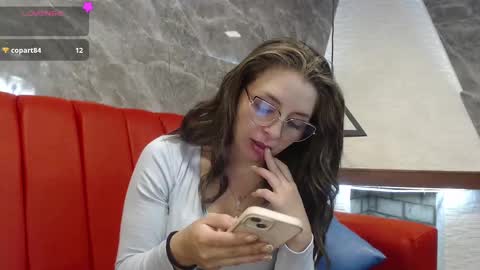 Isa online show from March 3, 5:29 pm