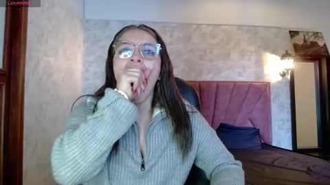 Isa online show from September 12, 11:54 am