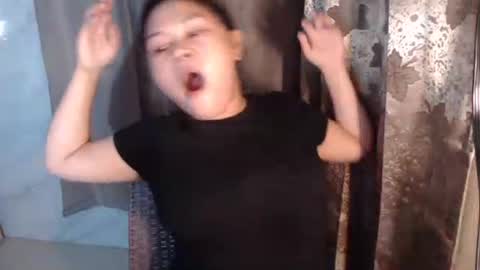 Ishi online show from November 14, 11:09 am