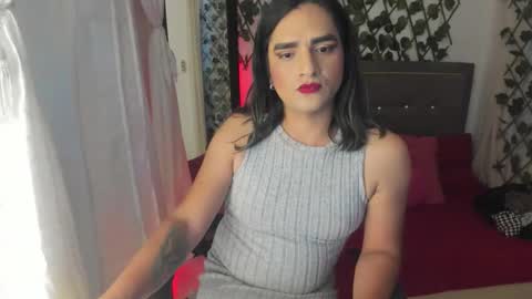 Snapshot of _ivone_golosa chatting on October 23, 12:21 am Ivone online show from October 23, 12:21 am