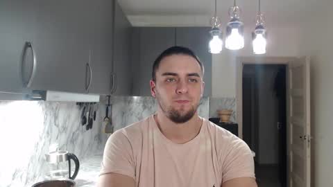 Joni online show from January 3, 5:06 am