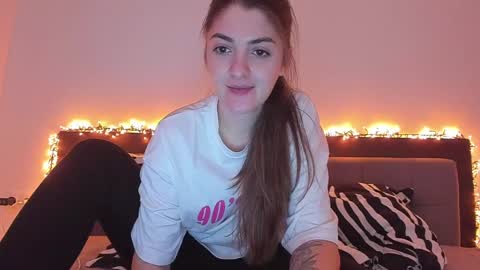 Snapshot of _just_a_simple_girl chatting on January 11, 12:07 pm _just_a_simple_girl online show from January 11, 12:07 pm