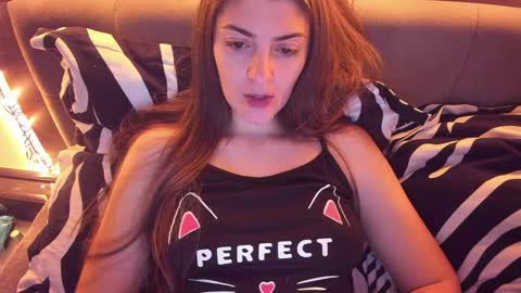 Snapshot of _just_a_simple_girl chatting on January 14, 12:56 pm _just_a_simple_girl online show from January 14, 12:56 pm