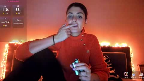 Snapshot of _just_a_simple_girl chatting on January 17, 6:12 pm _just_a_simple_girl online show from January 17, 6:12 pm