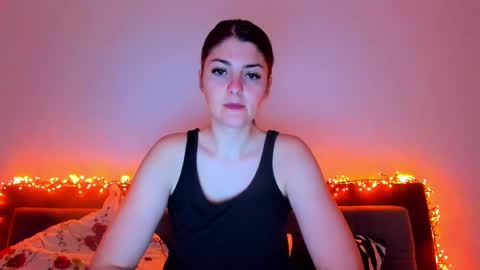 Snapshot of _just_a_simple_girl chatting on March 7, 11:07 am _just_a_simple_girl online show from March 7, 11:07 am