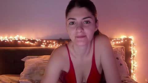 Snapshot of _just_a_simple_girl chatting on November 24, 2:39 pm _just_a_simple_girl online show from November 24, 2:39 pm