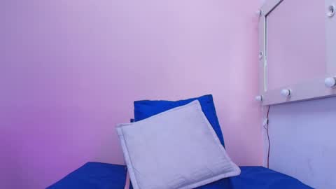 Kendall online show from September 22, 11:56 am