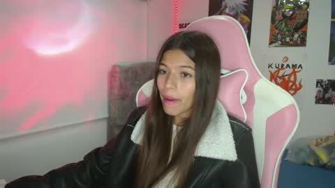 khloe sweet online show from February 2, 11:42 pm