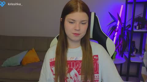 Snapshot of _kirieshka chatting on January 13, 4:41 pm Molly Emily online show from January 13, 4:41 pm