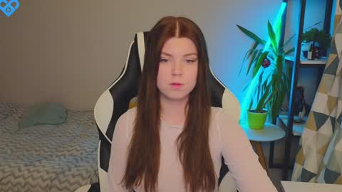 Snapshot of _kirieshka chatting on January 17, 1:46 pm Molly Emily online show from January 17, 1:46 pm