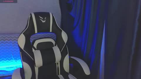 Snapshot of _kirieshka chatting on September 17, 9:49 pm Molly Emily online show from September 17, 9:49 pm