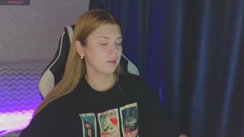 Snapshot of _kirieshka chatting on September 19, 6:52 pm Molly Emily online show from September 19, 6:52 pm