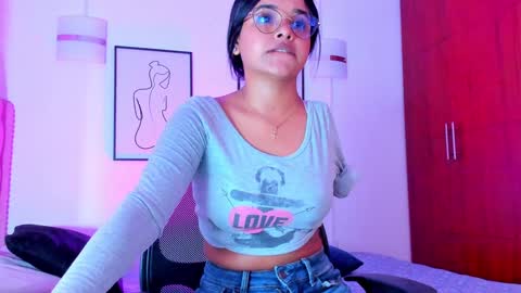  koriinn  online show from January 16, 5:44 pm