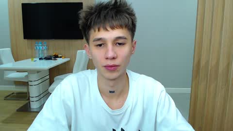 Kurt online show from December 11, 3:02 am