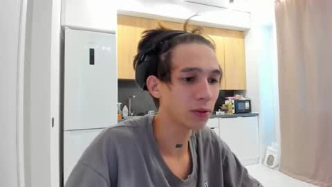 Kurt online show from October 17, 4:37 am