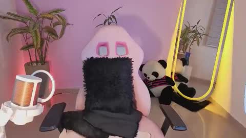 Kylie online show from September 18, 11:40 pm