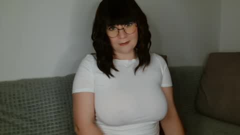 _lalilu_ online show from February 1, 5:26 pm