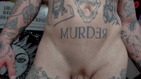 Snapshot of _layne chatting on February 10, 9:04 pm Layne online show from February 10, 9:04 pm