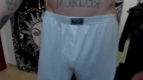 Snapshot of _layne chatting on February 27, 7:15 pm Layne online show from February 27, 7:15 pm