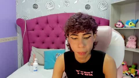  L E M M O N  online show from January 10, 5:02 pm