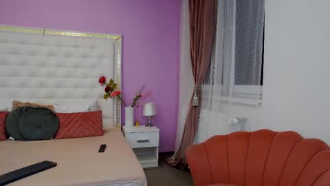 Lena Paul online show from February 10, 5:14 am