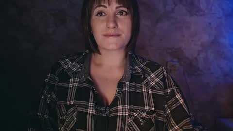 Snapshot of _letty_ chatting on January 10, 9:53 pm Letty online show from January 10, 9:53 pm