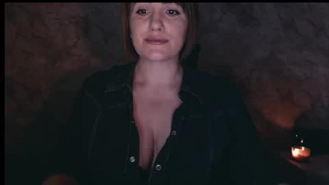 Snapshot of _letty_ chatting on November 16, 10:26 pm Letty online show from November 16, 10:26 pm