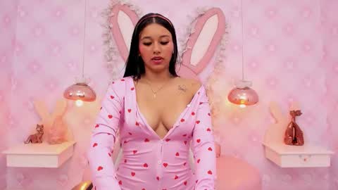 Snapshot of _lia_swan chatting on November 21, 4:22 am Lia Swan online show from November 21, 4:22 am