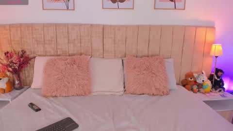 Lissana online show from January 3, 1:58 pm