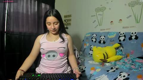 Snapshot of _litle_mily_ chatting on February 4, 10:24 pm Mily online show from February 4, 10:24 pm