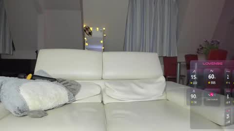 Julia online show from February 17, 10:58 pm