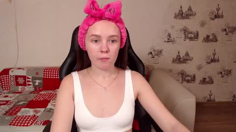  My name is lina Lush is activePrivate is Open online show from January 6, 3:42 am