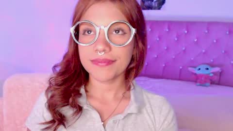 Snapshot of _lloou_ chatting on January 20, 5:59 am Sofia 3 online show from January 20, 5:59 am