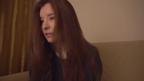 Snapshot of _lovelyen chatting on February 26, 9:16 pm Alice online show from February 26, 9:16 pm