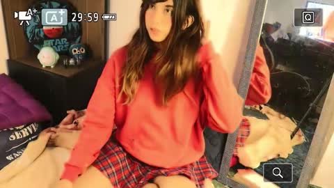 Snapshot of _lucy_white_ chatting on October 18, 3:09 am Lucy online show from October 18, 3:09 am