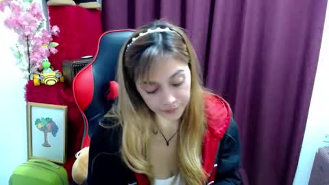 _luna10 online show from November 15, 6:59 pm