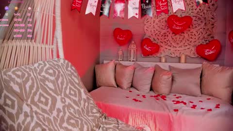  Luna  online show from February 14, 2:02 pm